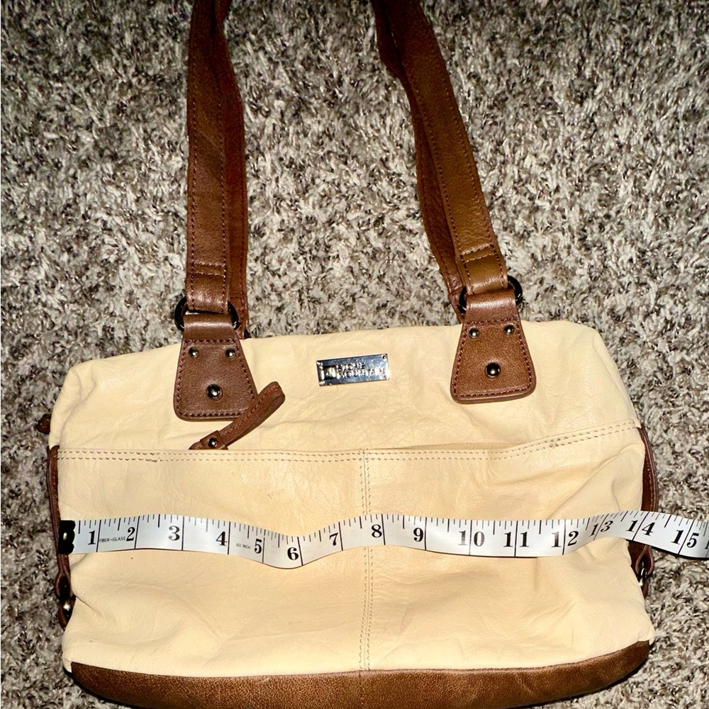 Stone Mountain Leather Cream/Brown Bag - Picture 9 of 10